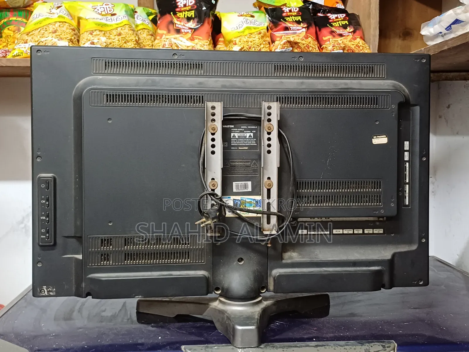 The TV is fine, only the panel has a problem, otherwise everything is fine