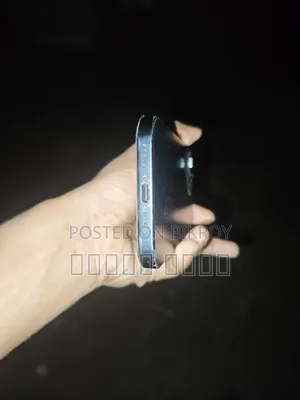 Apple iPhone 16 128 GB Black