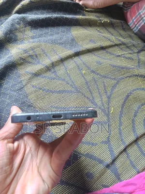 Tecno Spark 30 128 GB Orange
