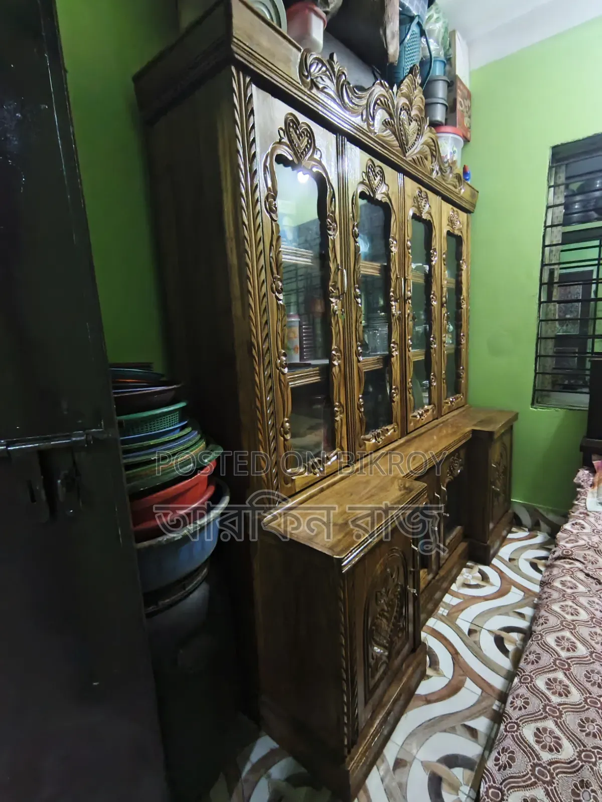 ওয়াল কেবিনেট