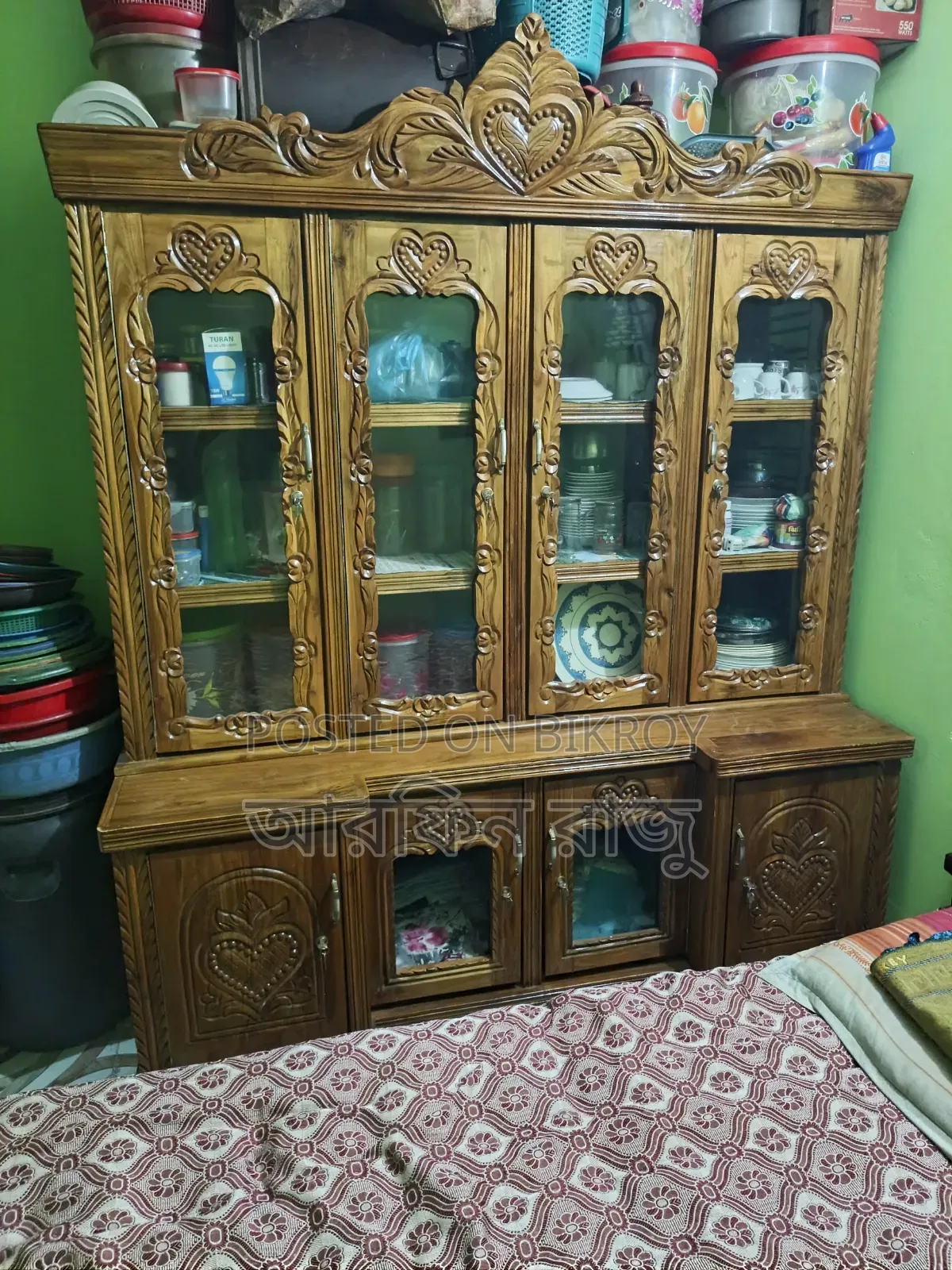 ওয়াল কেবিনেট