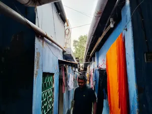 2 kathas of land inside Khalishpur, all papers of this house are okay