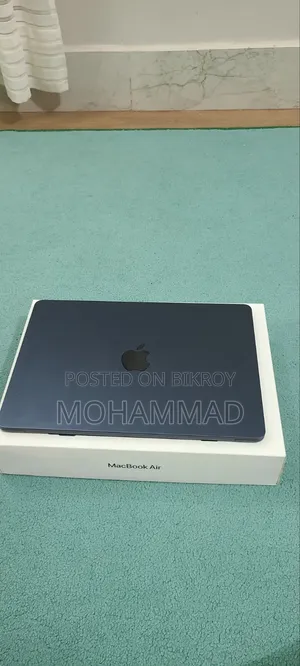 Laptop Apple MacBook Air 2023 M2 8GB Apple M2 SSD 256GB
