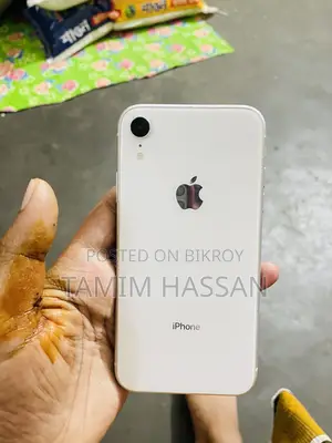 অ্যাপল আইফোন এক্সআর ৬৪ জিবি হোয়াইট