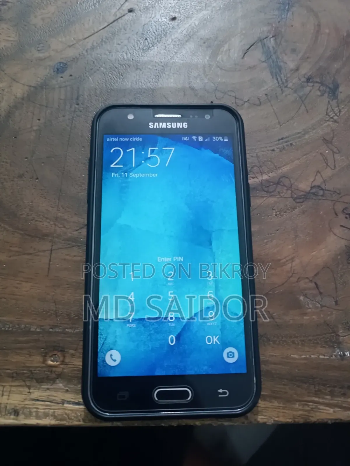 Samsung Galaxy J5 8 GB Black