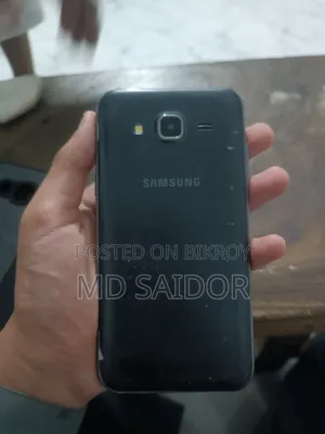 Samsung Galaxy J5 8 GB Black