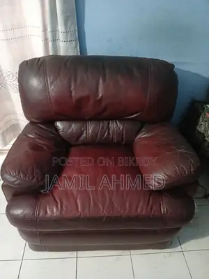 ইতালিয়ান লেদার সোফা