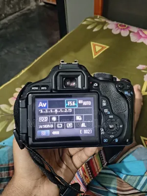 ক্যানন ৬০০ডি বডি + ৫৫-২৫০ এসটিএম জুম লেন্স