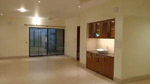 5 Bedroom Apartment in Gulshan for Rent