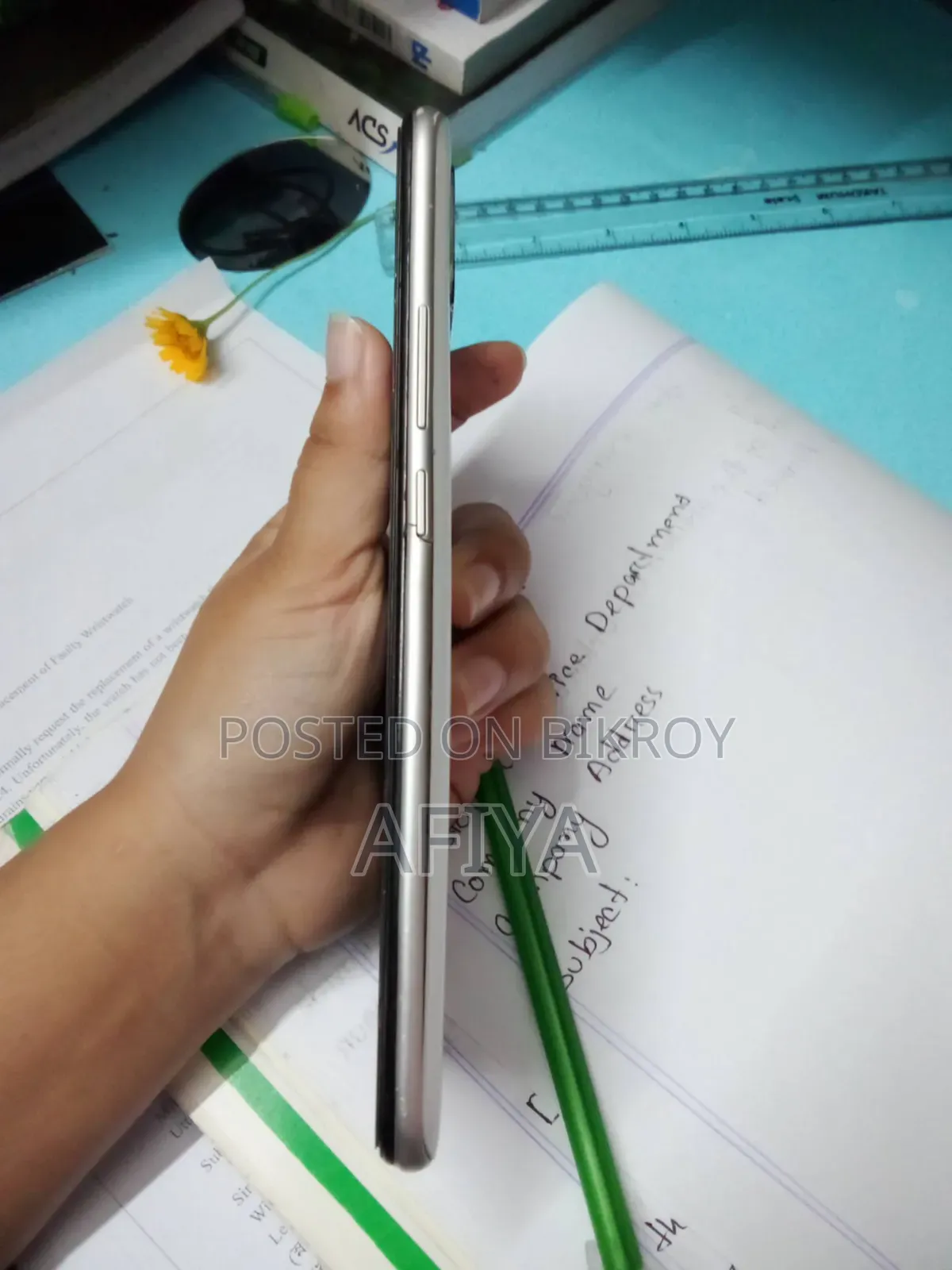 অপ্পো এ১৫ ৩২ জিবি হোয়াইট