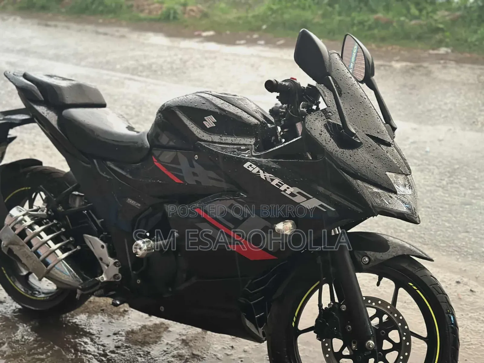 সুজুকি জিক্সার এসএফ ২০২২ কালো