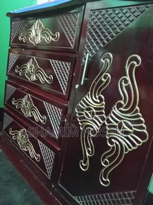 ওয়ারড্রোপ অর্ডার দিয়ে বানানো হয়েছে কেউ নিলে নিতে পারেন