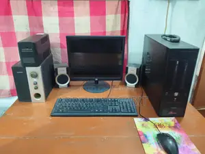 Desktop Computer 8GB Intel Core i3 1TB HDD+SSD