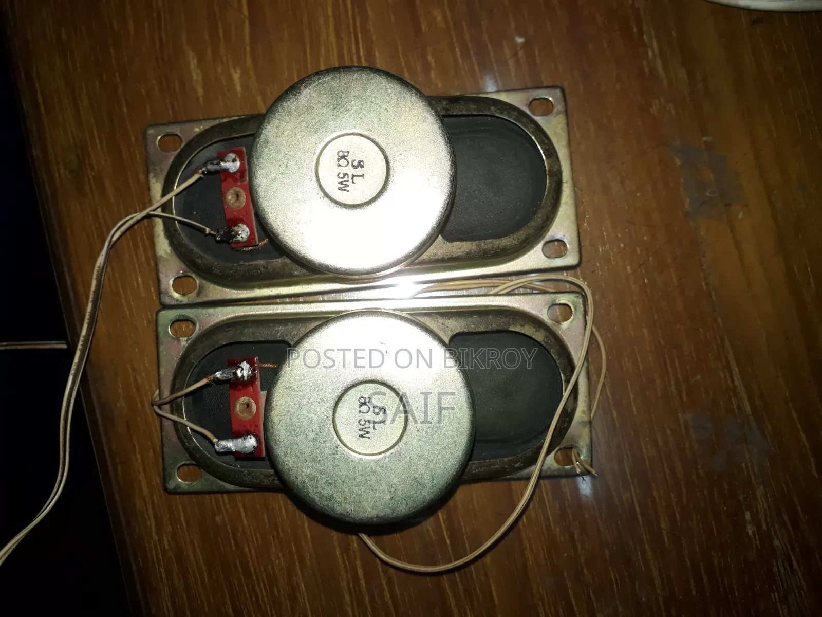 Urgent Sale - 2 Speakers + 3 Magnets