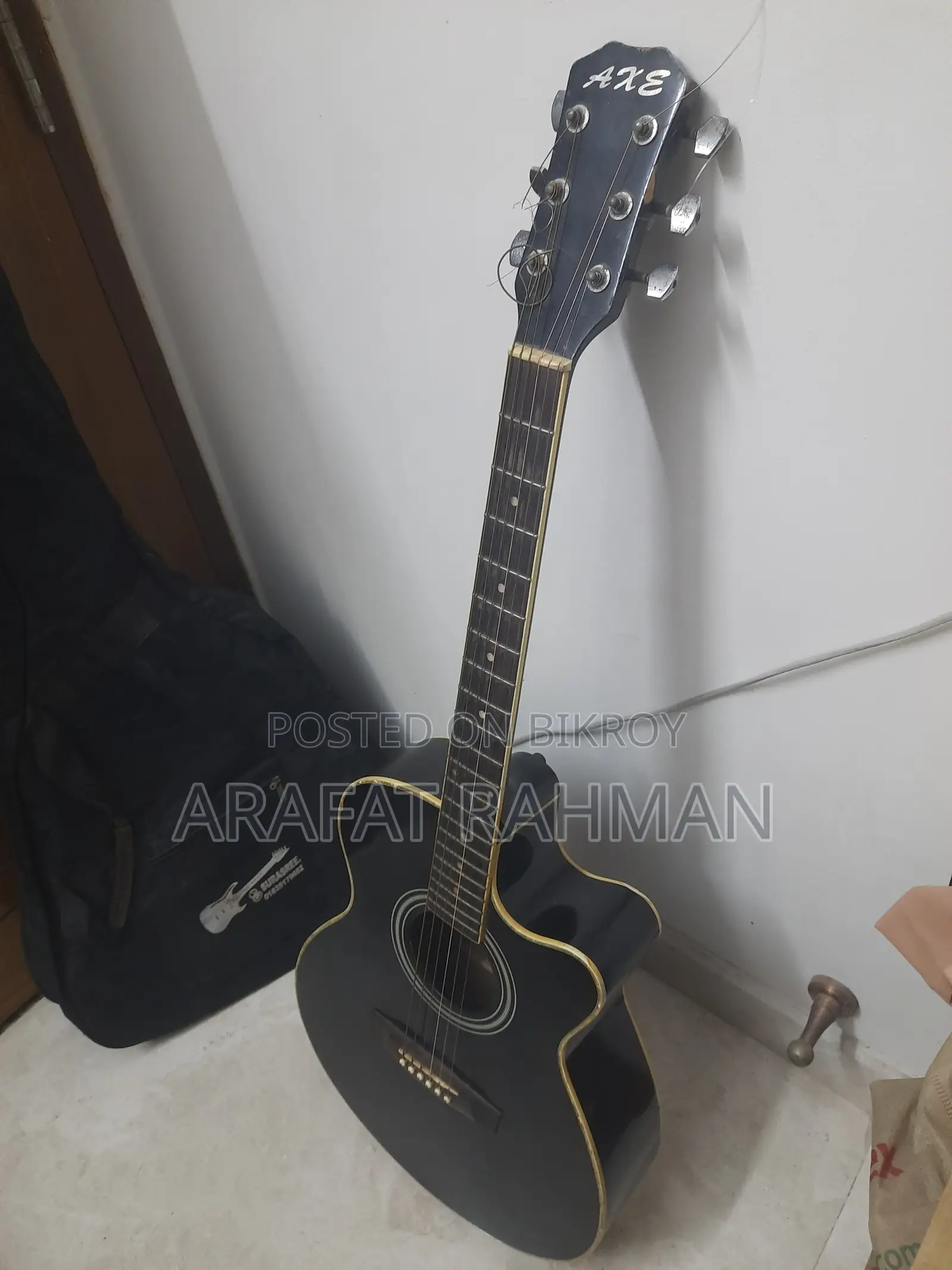 AXE Acoustic Guitar With Bag
