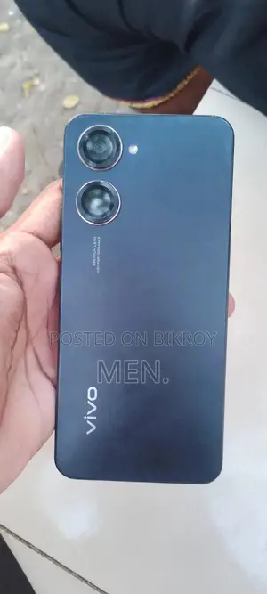 Vivo Y03t 64 GB Black