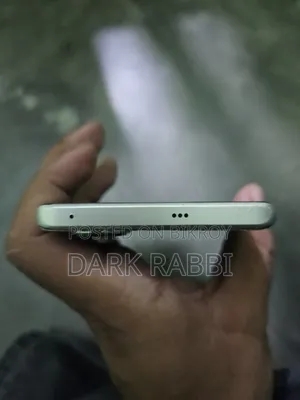 রিয়েলমি ১০ প্রো+ ১২৮ জিবি