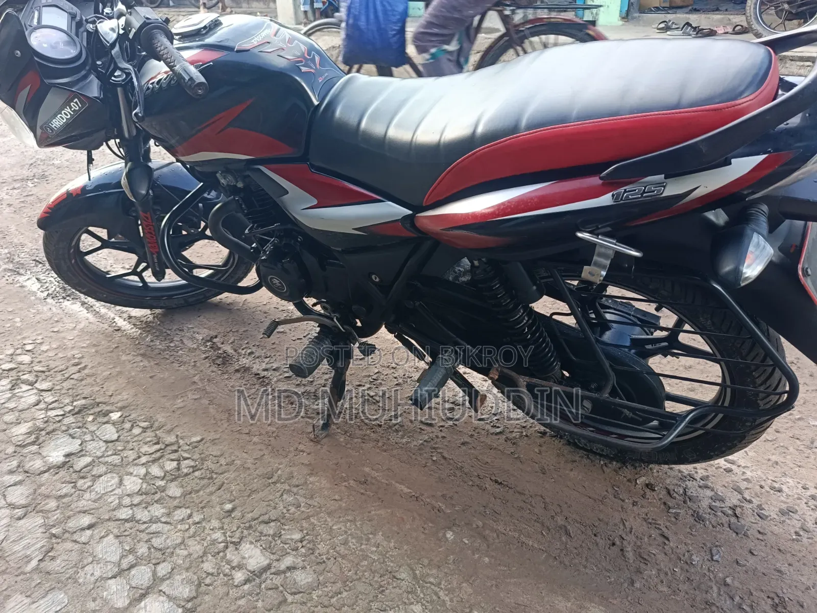 Bajaj Discover 125 2023 Black