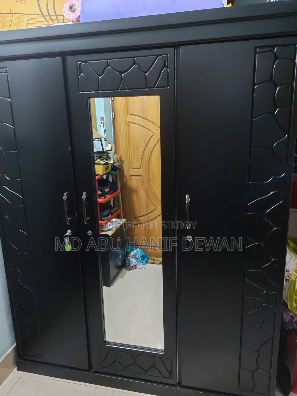 3-Part Lacquered Almirah made of 15mm Akij MDF Board