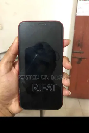 Apple iPhone 11 128 GB Red