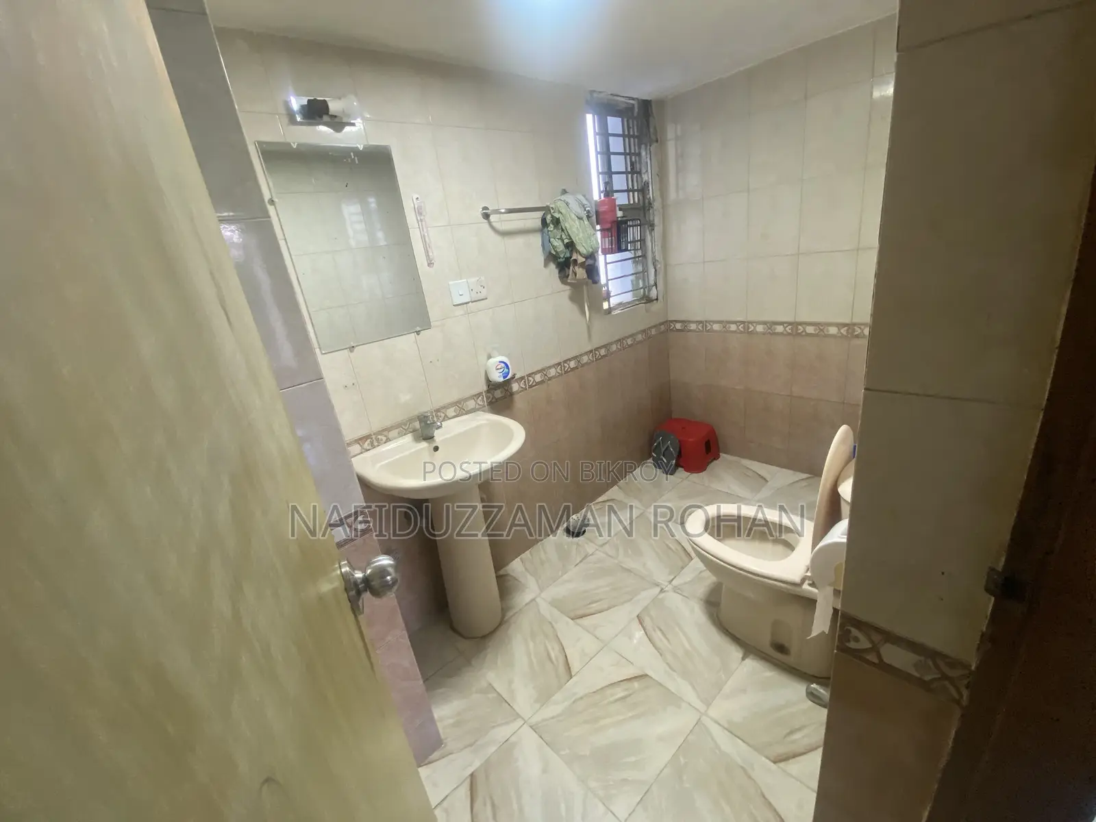 3 Bedroom Apartment in Malibag for Sale