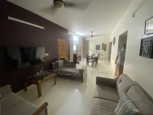 3 Bedroom Apartment in Malibag for Sale