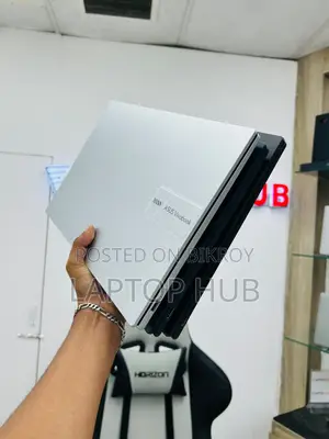 ল্যাপটপ আসুস ভিভুবুক ১৬ ১৬জিবি ইন্টেল কোর আই৯ এসএসডি ৫১২জিবি