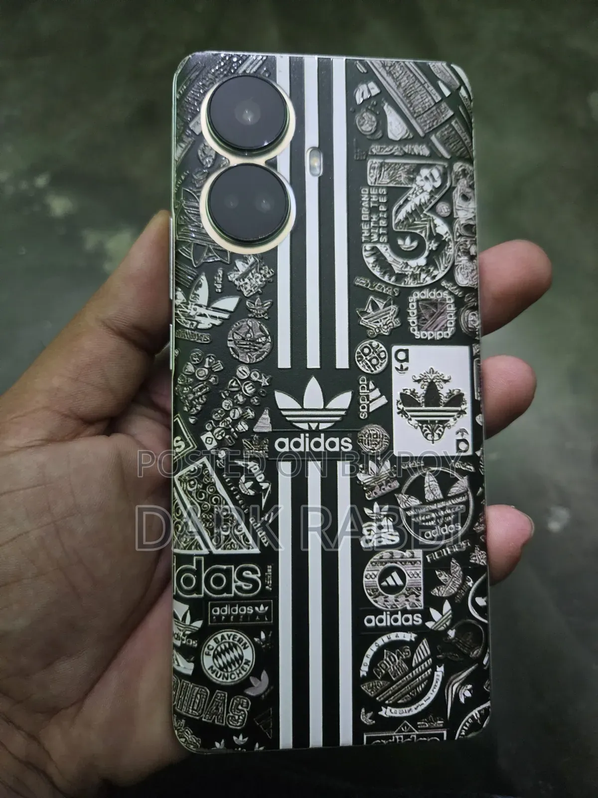 রিয়েলমি ১০ প্রো+ ১২৮ জিবি