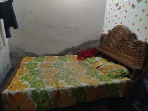 🔥 Beautifully Crafted Teak Wood Bed for Sale