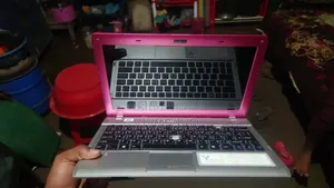 Laptop Sony VAIO VPC-Y11V9E 6GB AMD HDD 320GB
