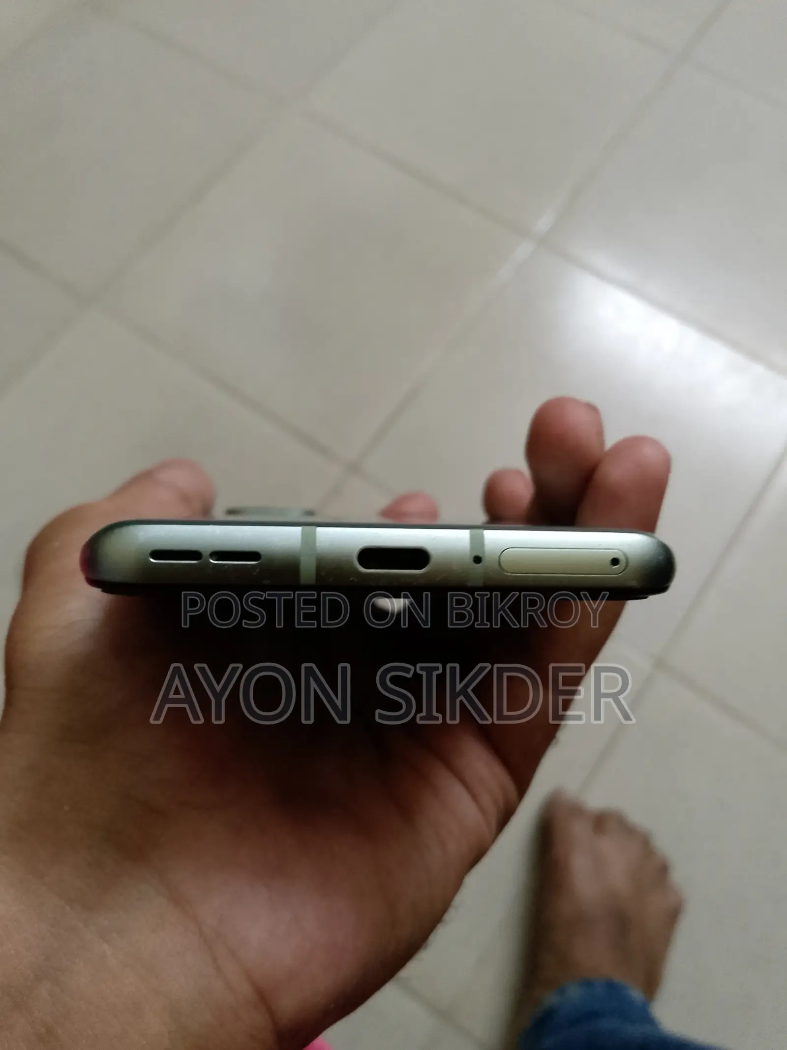 ওয়ানপ্লাস ৯আর ২৫৬ জিবি