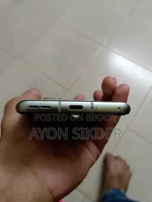 ওয়ানপ্লাস ৯আর ২৫৬ জিবি