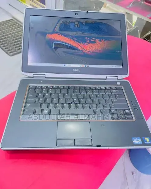 Laptop Dell Latitude E6420 4GB Intel Core i3 HDD 1TB