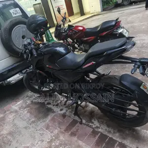 Bajaj Pulsar N250 2024 Black