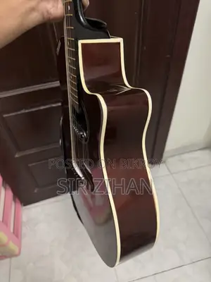 Yamaha Guitar