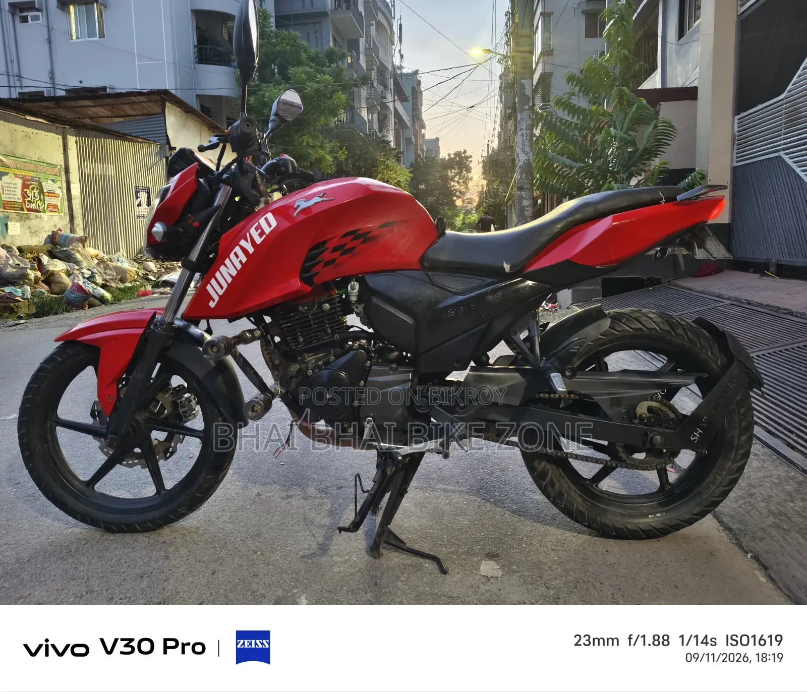 TVS Apache 160 4V 2020 Red