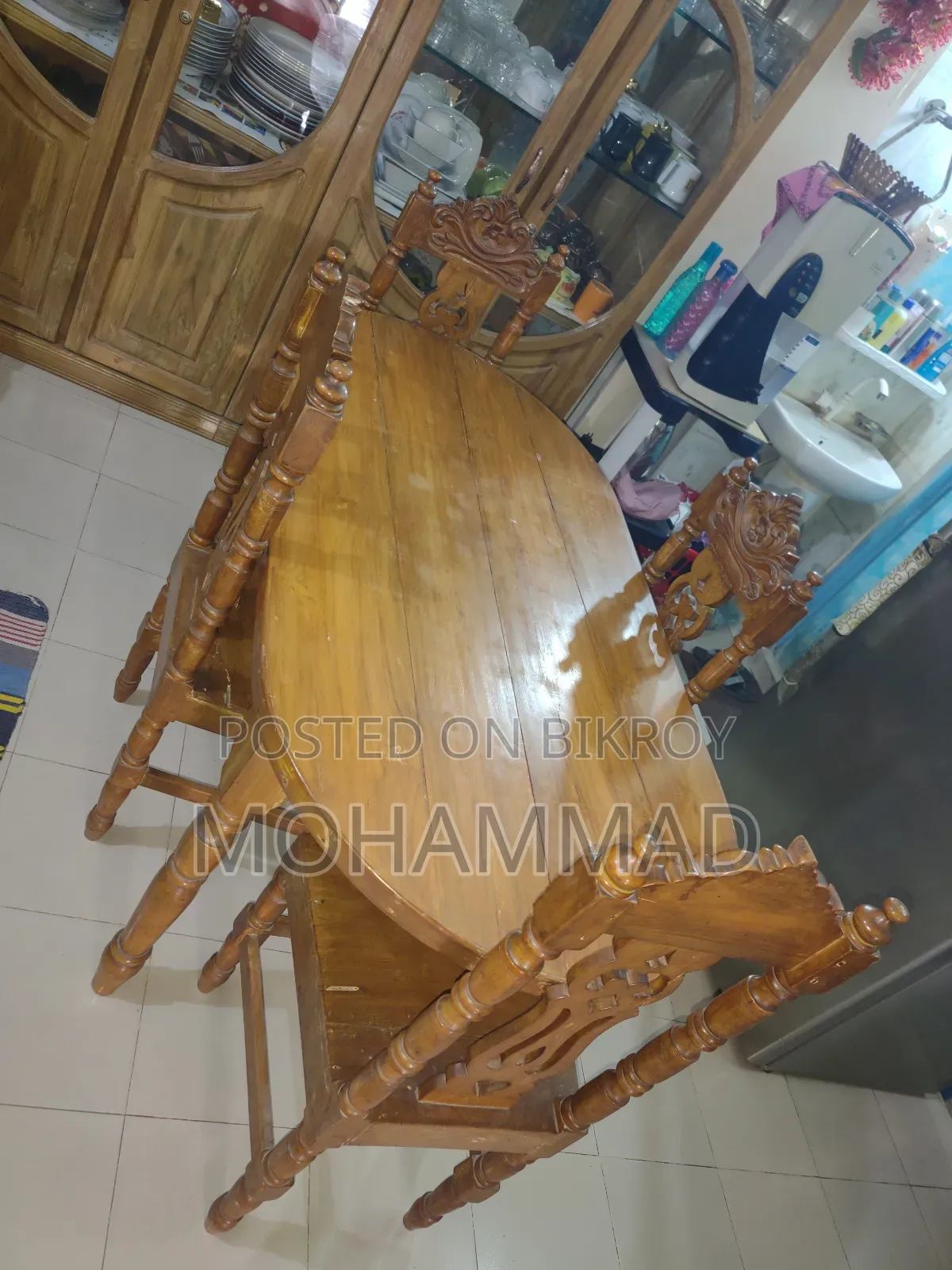 ফার্নিচার ড্রেনিং টেবিল