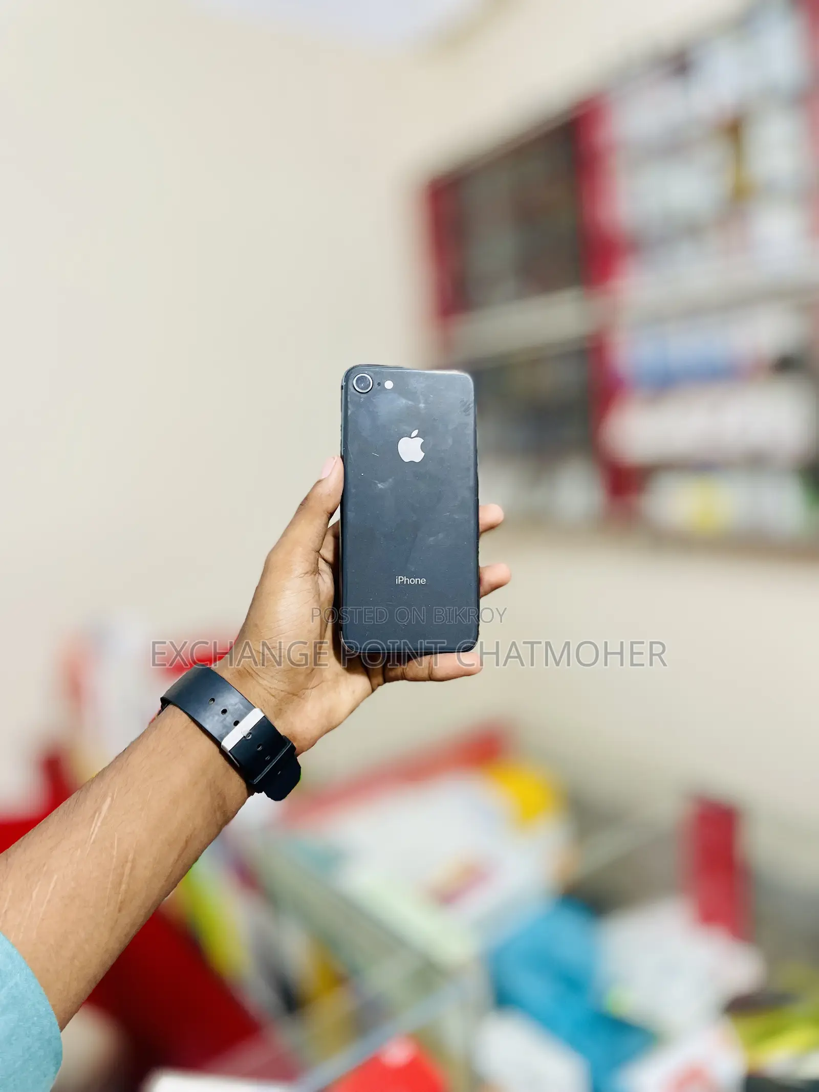 অ্যাপল আইফোন ৮ ৬৪ জিবি ব্ল্যাক