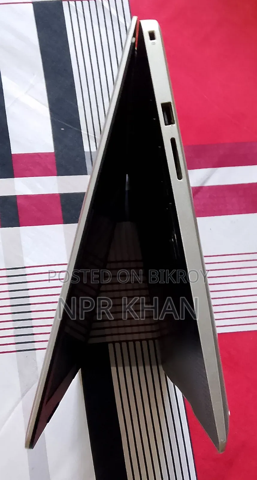 ল্যাপটপ ডেল ইন্সপায়রণ ১৫ ৪জিবি ইন্টেল কোর আই৫ এসএসডি ২৫৬জিবি