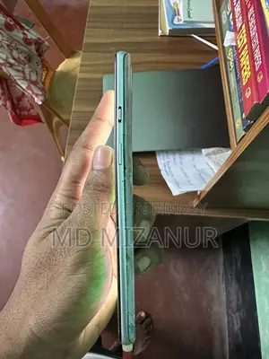 ওয়ানপ্লাস ৯আর ১২৮ জিবি গ্রিন