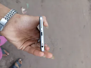 অ্যাপল আইফোন ৬এস প্লাস ৩২ জিবি সিলভার