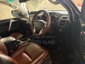 টয়োটা ল্যান্ড ক্রুজার প্রাডো ২০১৪ কালো