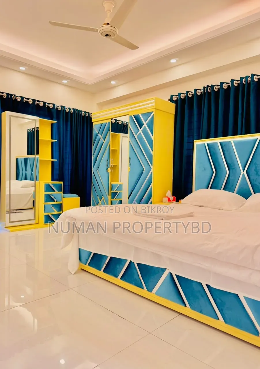 Daily Weekly Monthly Full Furnish Service Room Rent