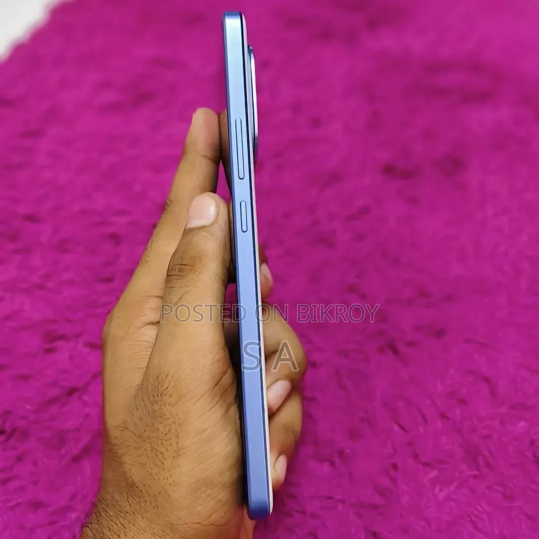 iQOO 256 GB Blue