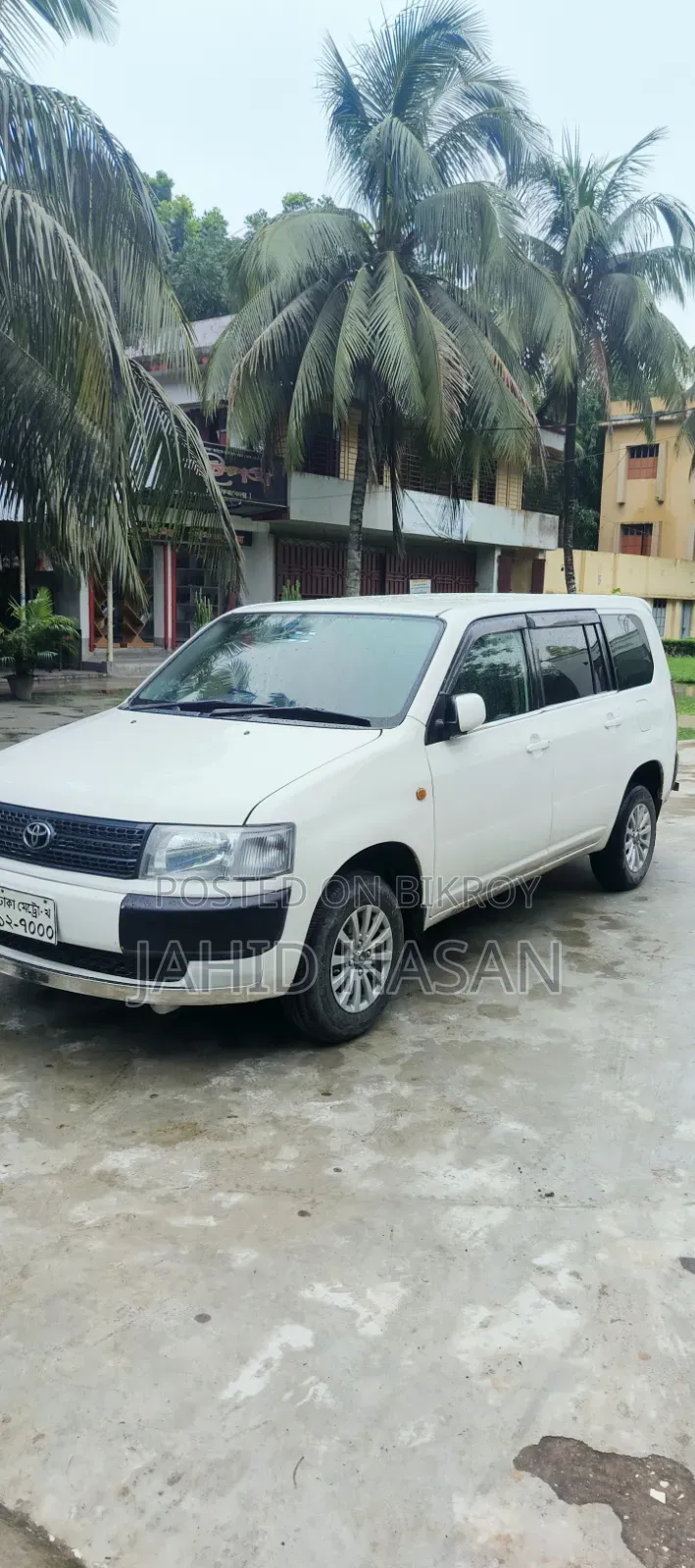 টয়োটা প্রবক্স ২০০৪ হোয়াইট