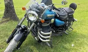 Royal Enfield Meteor 350 2025 Blue