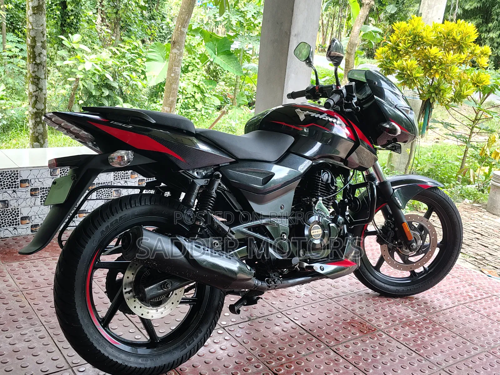 Bajaj Pulsar 150 2023 Black