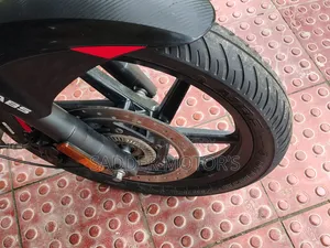 Bajaj Pulsar 150 2023 Black