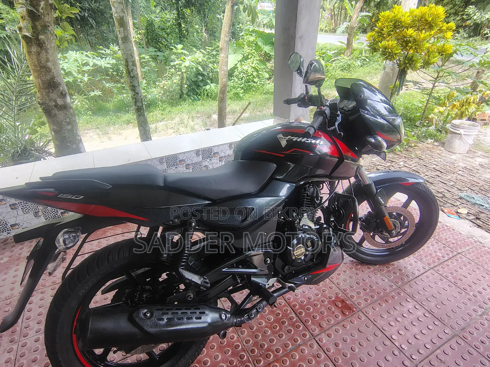 Bajaj Pulsar 150 2023 Black