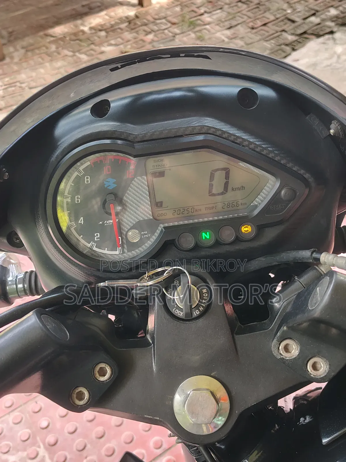 Bajaj Pulsar 150 2023 Black